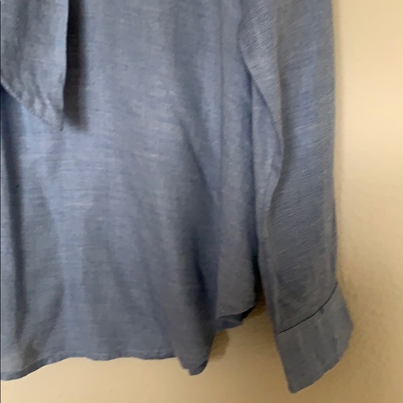 Loft chambray tie blouse 🌸 - Picture 5 of 7